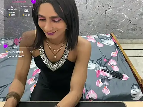 عرض كام LuvLayla