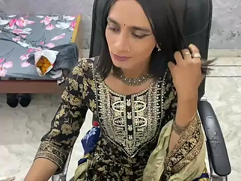 LuvLayla Show Webcam