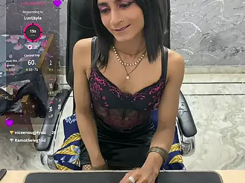 Show de LuvLayla na webcam