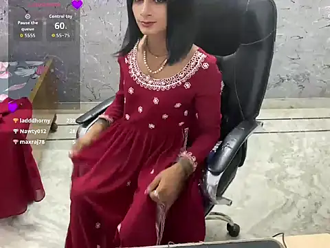 عرض كام LuvLayla