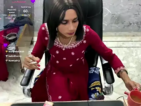 LuvLayla Webcamshow
