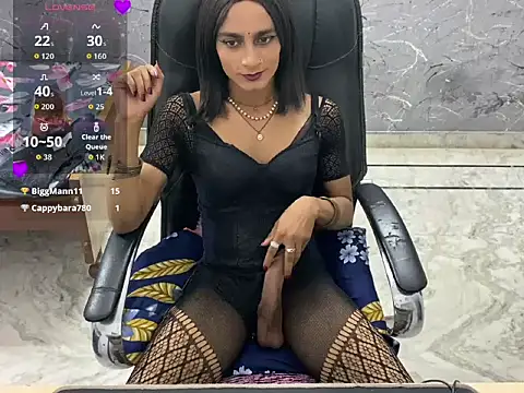LuvLayla webkamerás műsora