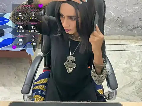 LuvLayla Webcam Show