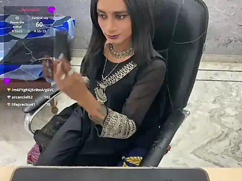 LuvLayla ওয়েবক্যাম শো