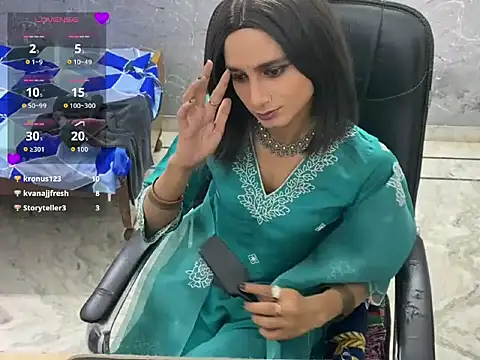 LuvLayla 웹캠 쇼