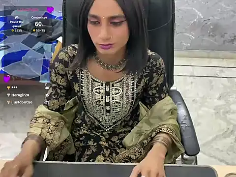 LuvLayla Webcam Show