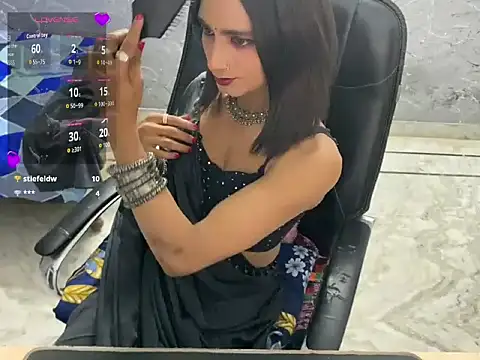 عرض كام LuvLayla