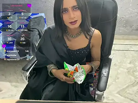 LuvLayla's Webcam Show