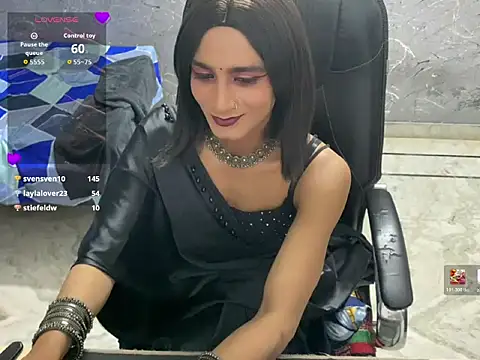 LuvLayla – webcam-show
