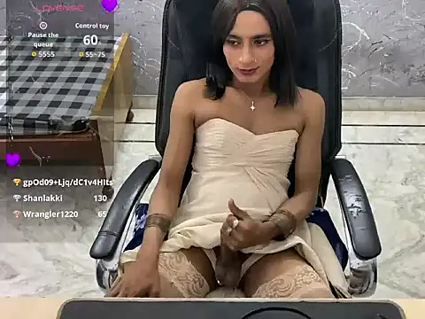 LuvLayla – webcam-show