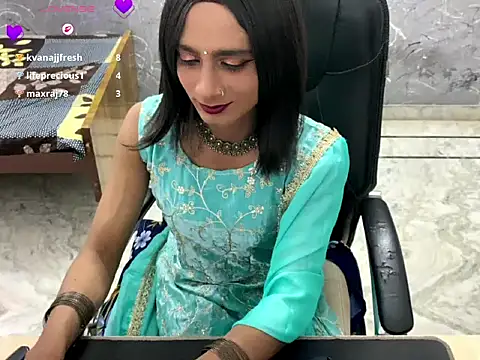 LuvLayla 网络视讯表演