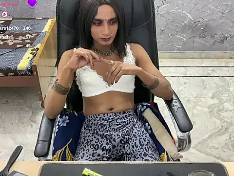 LuvLayla 웹캠 쇼