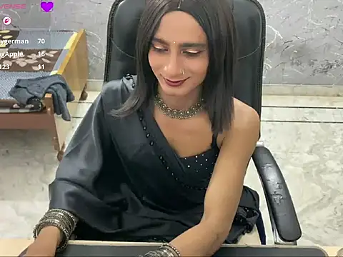LuvLayla Adlı Modelin Web Kamerası Şovu