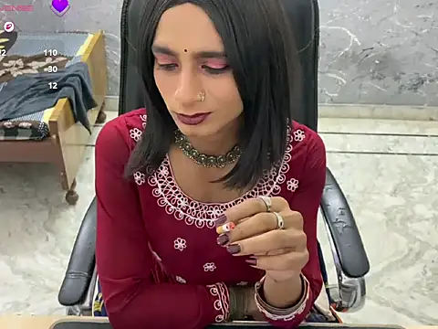 Show modela LuvLayla na web-kameri