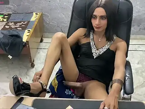 הופעת וובקאם של LuvLayla