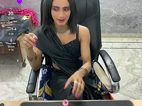 عرض كام LuvLayla