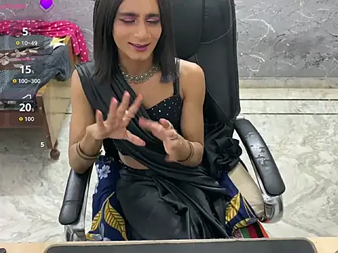 عرض كام LuvLayla