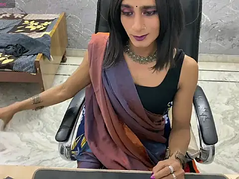 LuvLayla – webcam-show