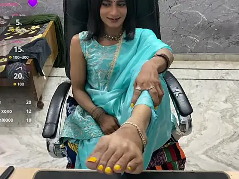 LuvLayla Show Webcam