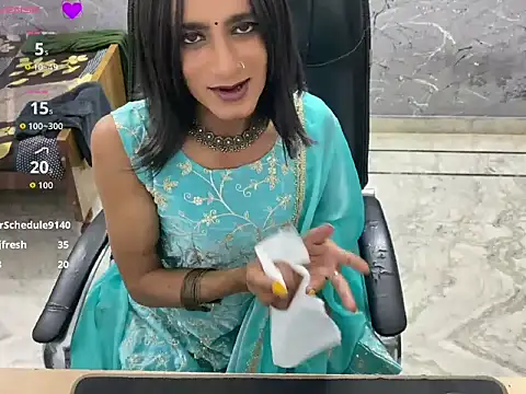LuvLayla Шоу с уебкамера