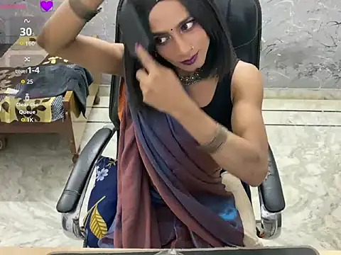 عرض كام LuvLayla