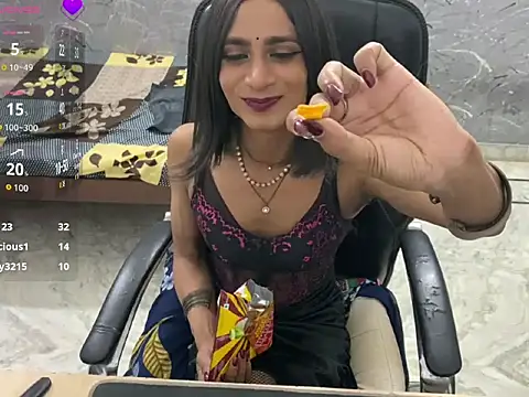 LuvLayla – webcam-show
