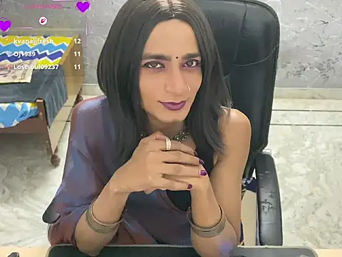 LuvLayla Adlı Modelin Web Kamerası Şovu
