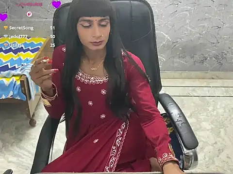 LuvLayla Webcam show