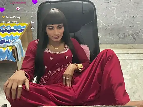 LuvLayla Adlı Modelin Web Kamerası Şovu