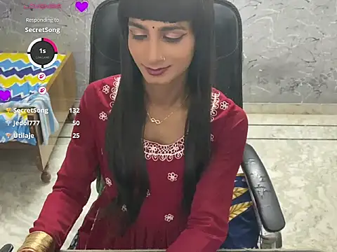 LuvLayla Webcam Show
