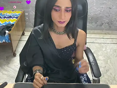 LuvLayla – webcam-show