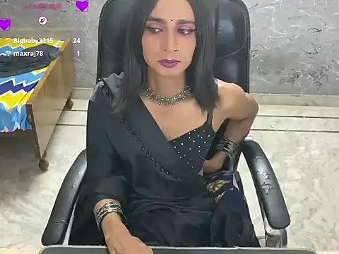 LuvLayla 在線直播表演