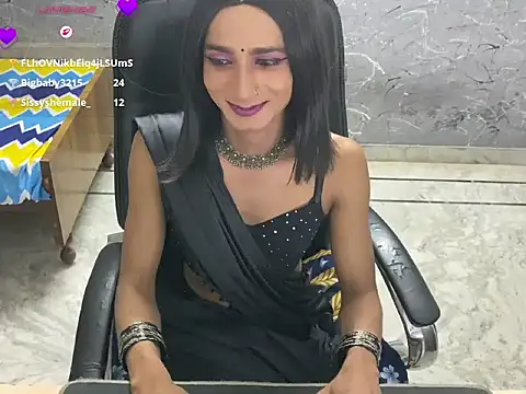 LuvLaylaのウェブカメラショー