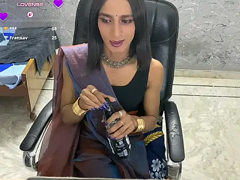 LuvLayla – webcam-show