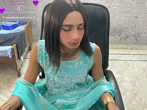 LuvLayla Шоу с уебкамера