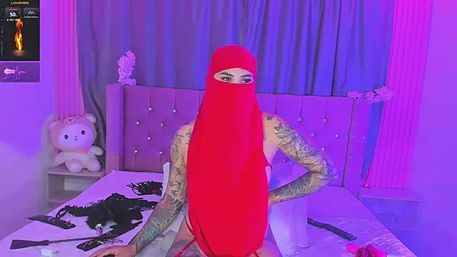 Nayla-Mouna Show Webcam