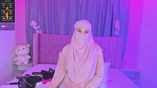 عرض كام Nayla-Mouna