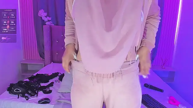 عرض كام Nayla-Mouna