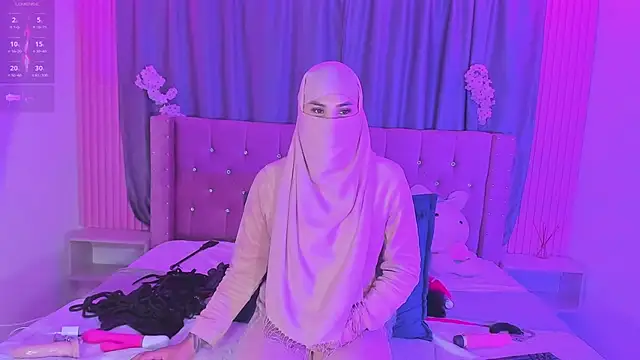 Nayla-Mouna's Webcam Show
