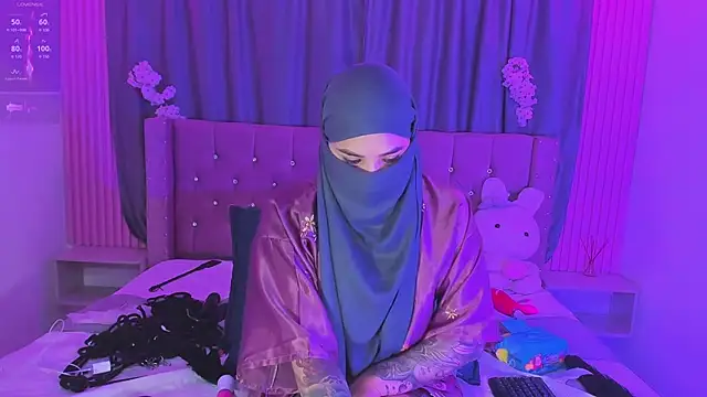 Nayla-Mouna Webcam-Show