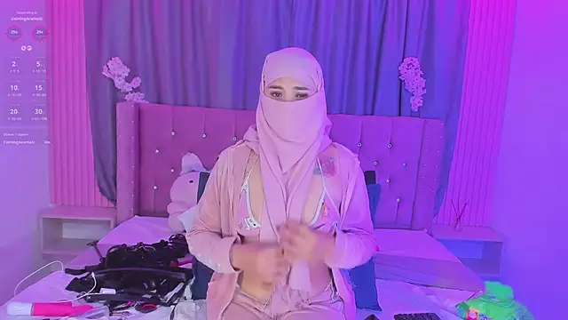 عرض كام Nayla-Mouna