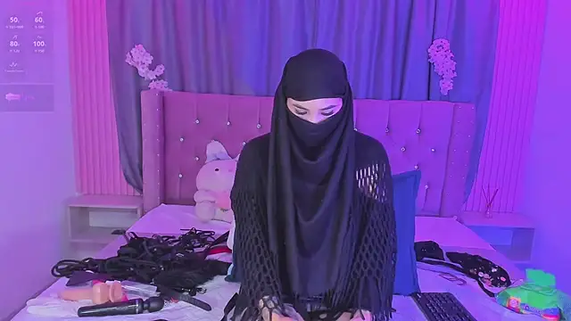 Nayla-Mouna's Webcam Show