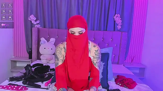 Nayla-Mouna 网络视讯表演