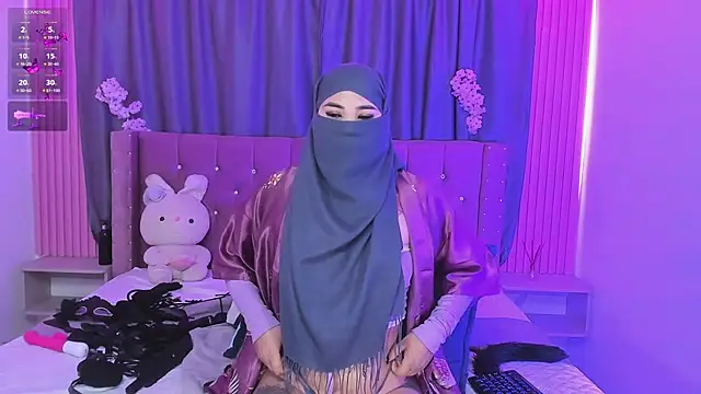 Nayla-Mouna's Webcam Show