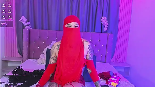 Nayla-Mouna's Webcam Show