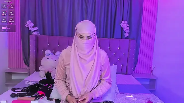 Nayla-Mouna Webcam-Show