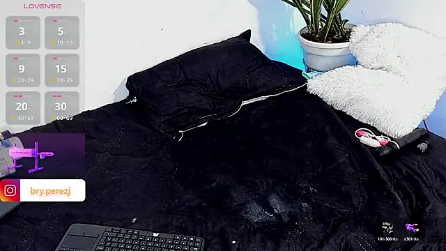 bryXonStorm – webcam-show
