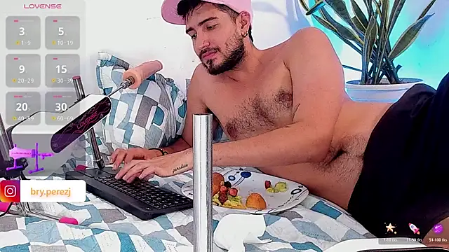 Show modela bryXonStorm na web-kameri