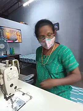 umashreetamil's Webcam Show