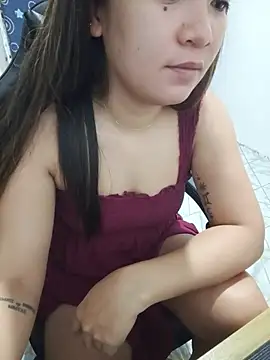 pretty_yesha Show in webcam